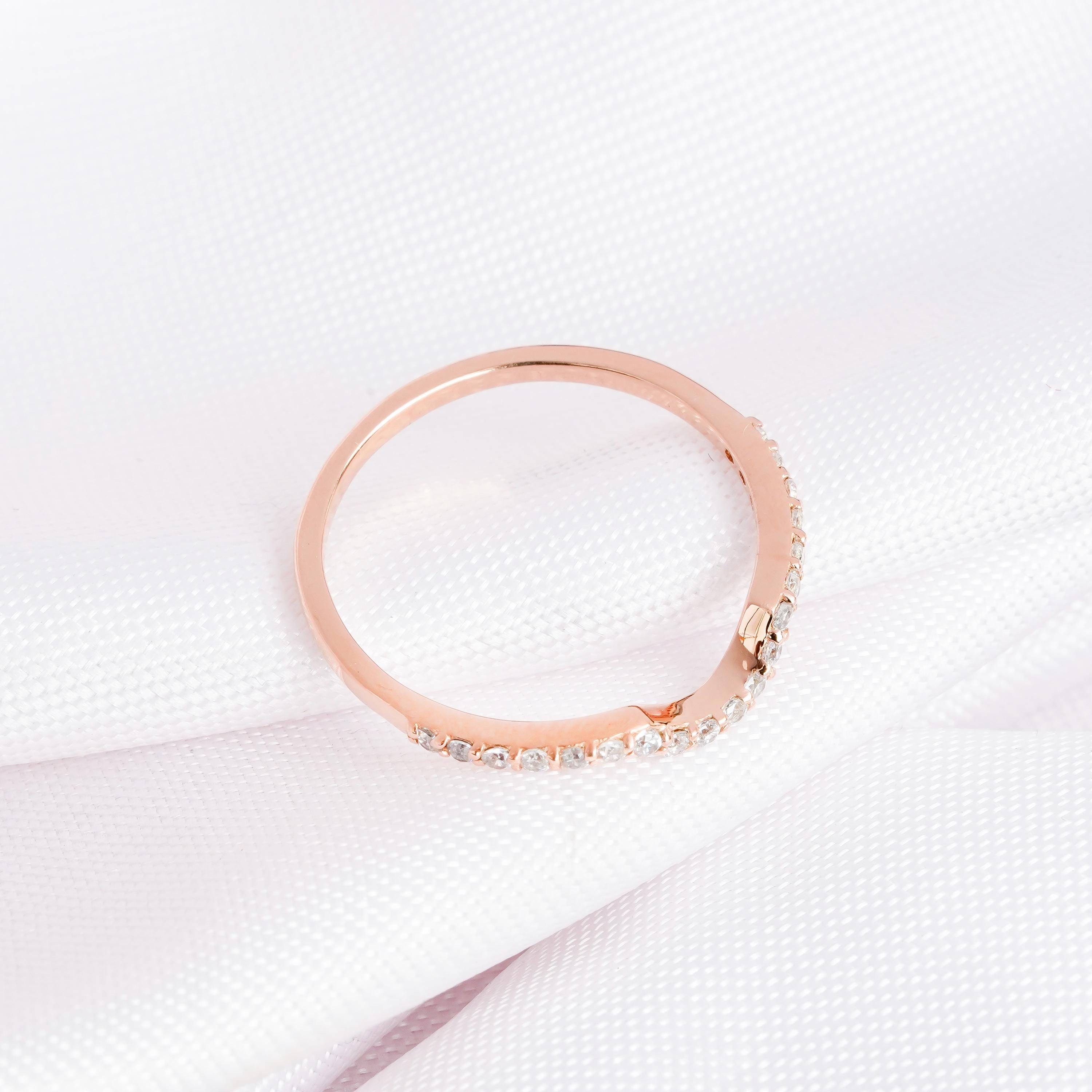 Moissanite Curved Wedding Band Stacking Band For Women 925 Sterling Silver Bridal Anniversary Gift Delicate Minimalist U Crown Dainty Band