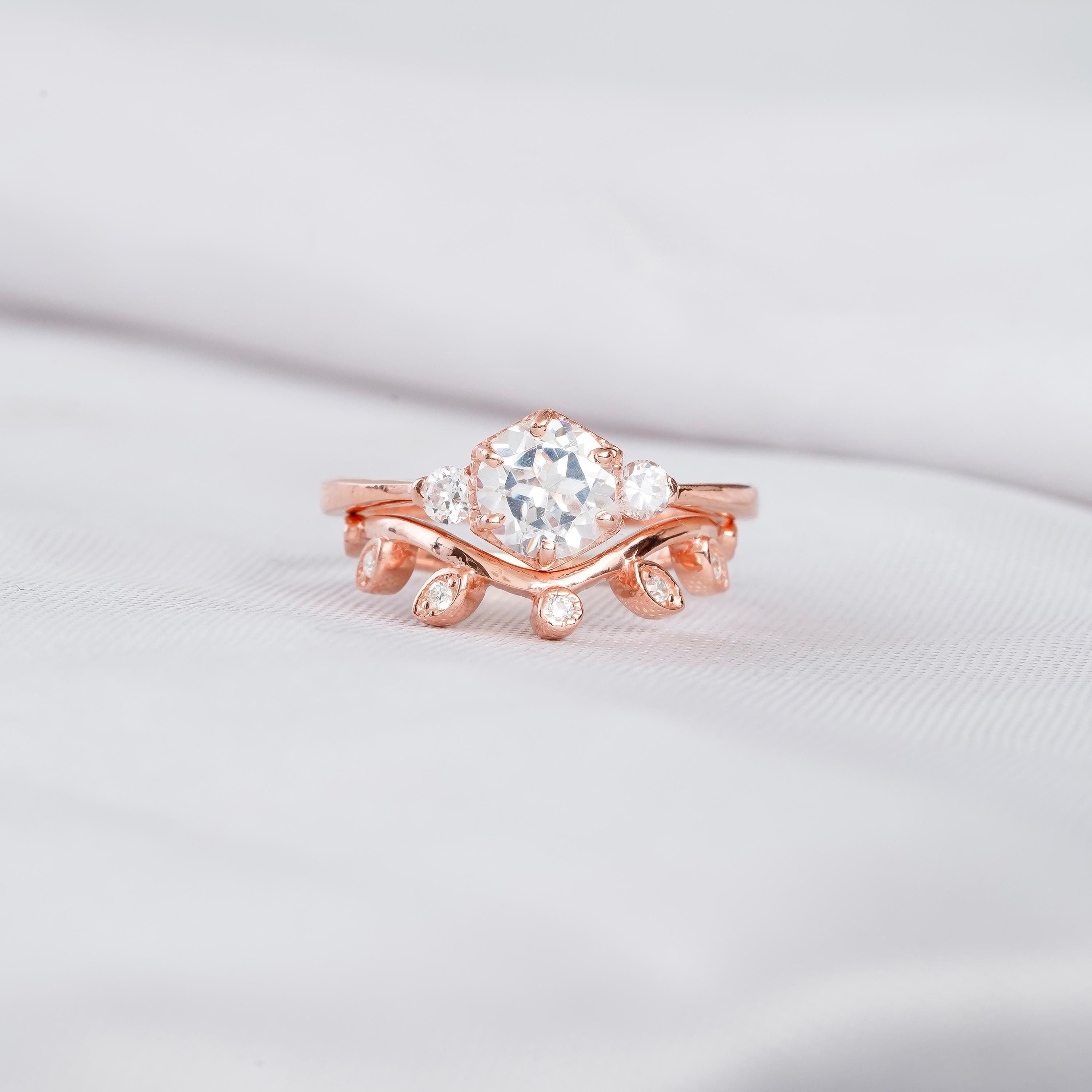 Moissanite Ring Set For Women 925 Sterling Silver Three Stone Engagement Bridal 1.5ct Ring Solitaire Matching Moissanite Leaf Wedding Band