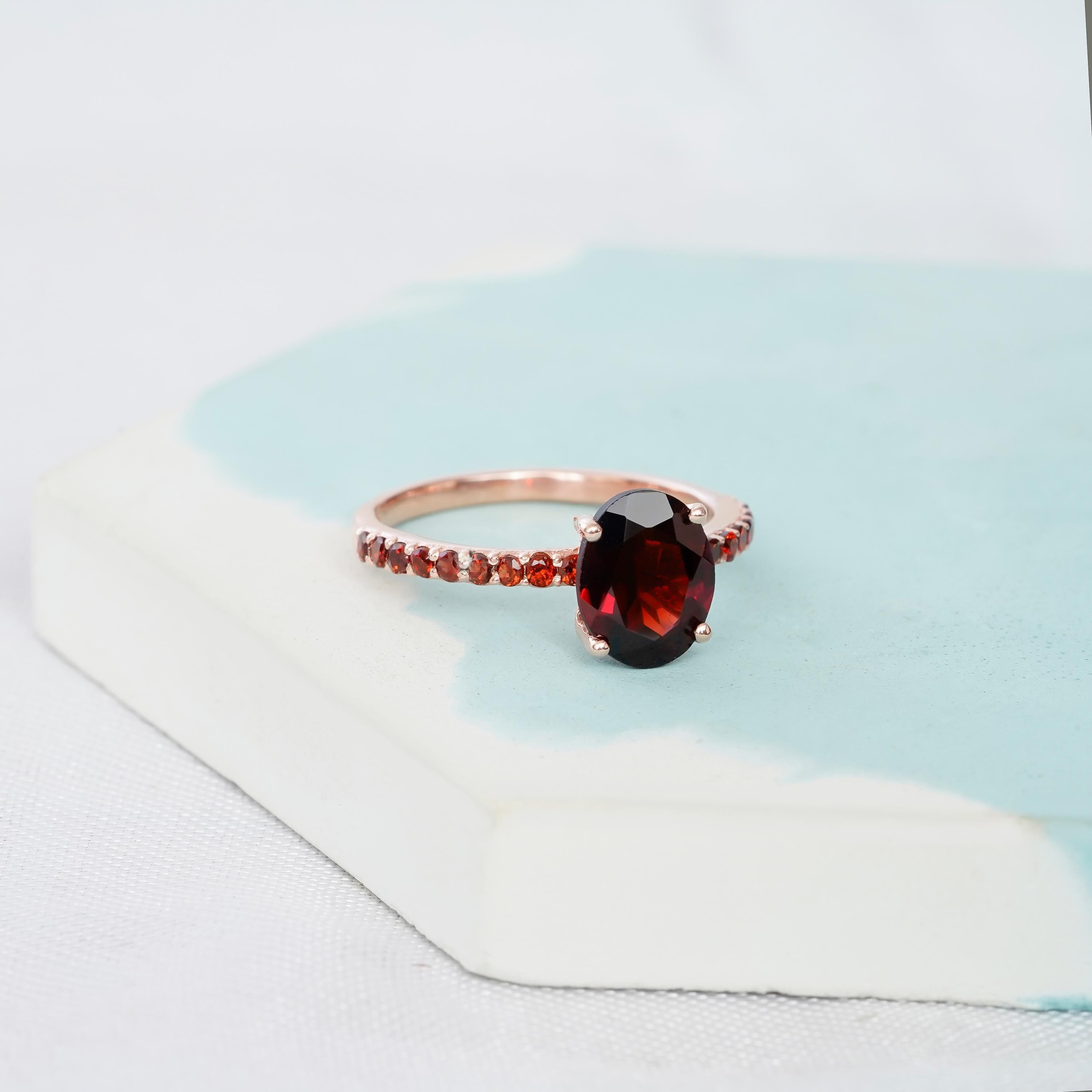 Oval Garnet Engagement Ring With Garnet Accents 925 Sterling Silver Red Garnet Wedding Ring For Women Proposal Halo Classic Solitaire Ring