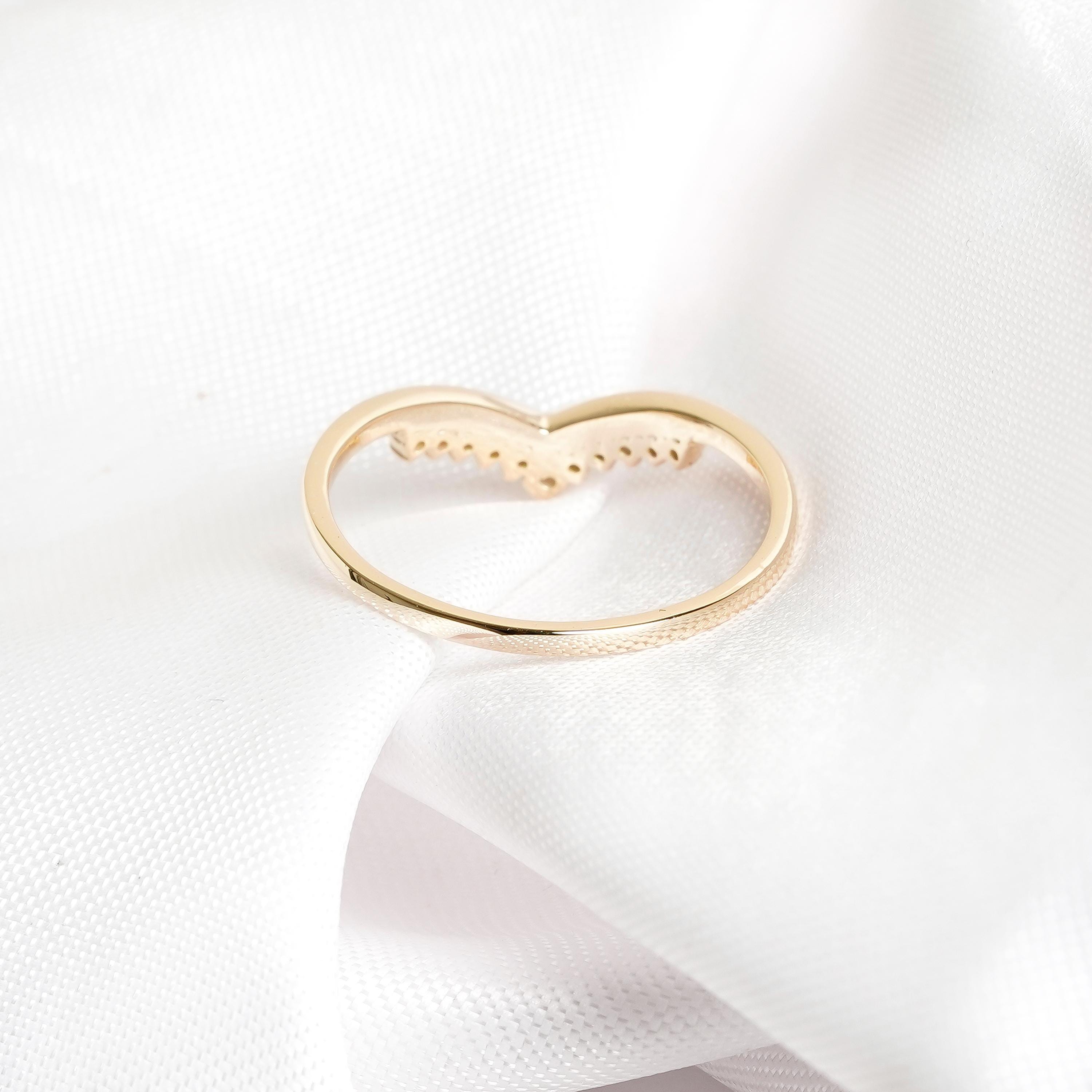 Chevron Wedding Band Moissanite Stacking Band For Women 925 Sterling Silver Bridal Anniversary Gift Minimalist Curved V Crown Dainty Band