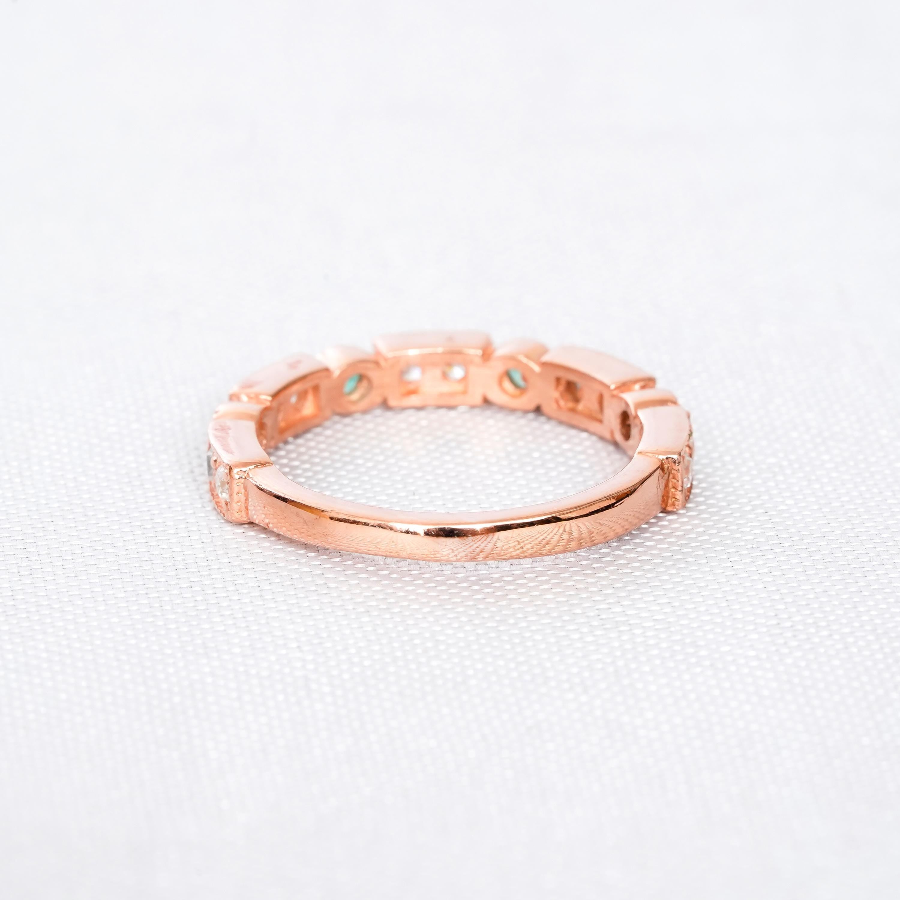 Art Deco Moissanite Engagement Ring Set For Women 925 Sterling Silver Milgrain Bridal Oval 2ct Halo Ring Matching Green Emerald Wedding Band