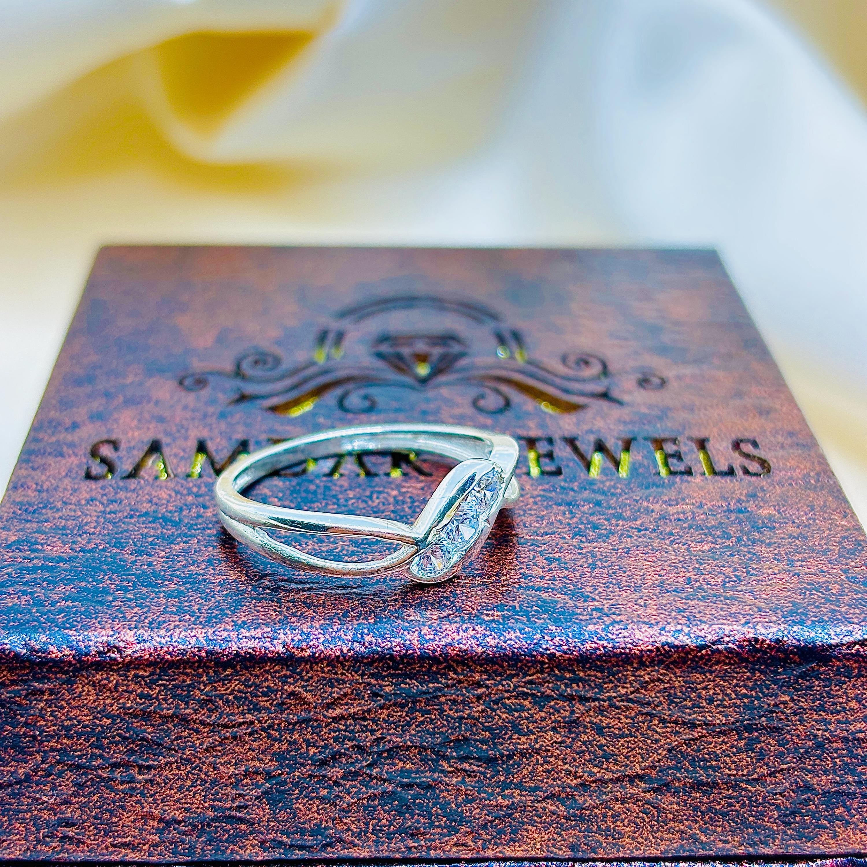 Three Stone Promise Ring For Women 925 Sterling Silver Moissanites Proposal Minimalist Bridal Engagement Wedding Jewelry Anniversary Gift