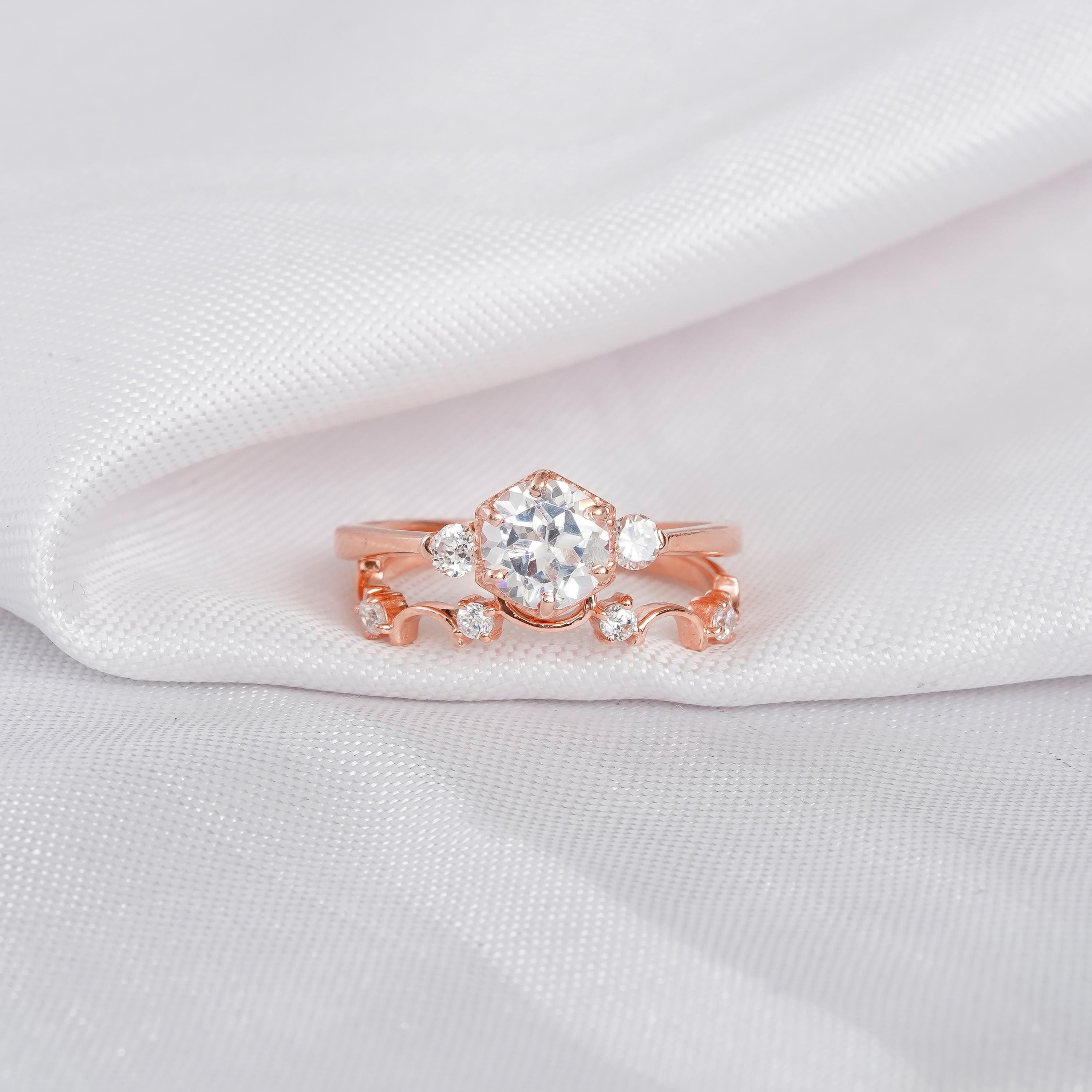 Moissanite Ring Set For Women 925 Sterling Silver Three Stone Bridal ArtDeco 1.5ct Engagement Ring Matching Moissanite Delicate Wedding Band