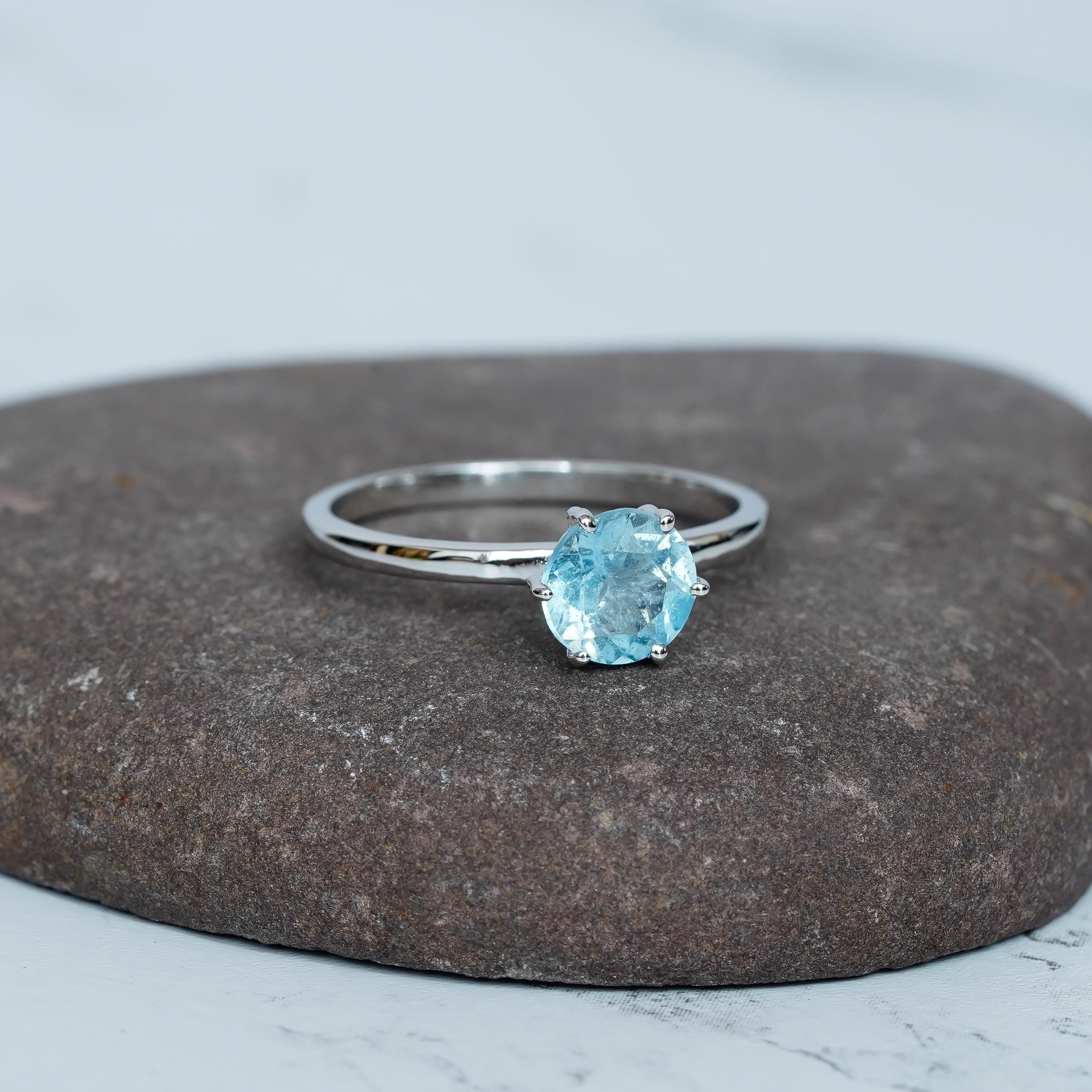 Blue Topaz Solitaire Ring, 925 Sterling Silver, Round Cut