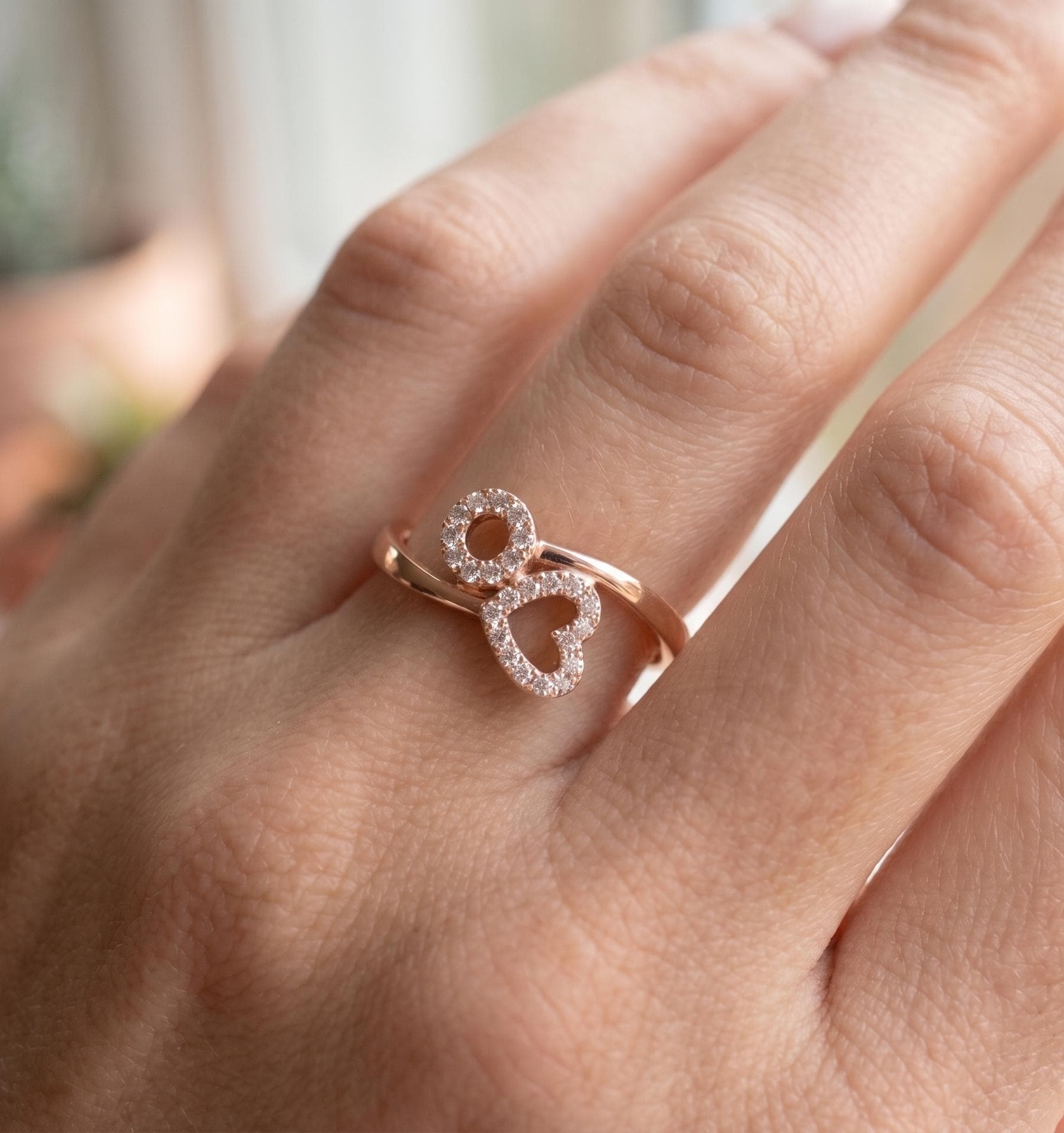 14K Solid Gold Heart Circle Moissanite Ring, Pave Cluster Wedding Band, Delicate Jewelry
