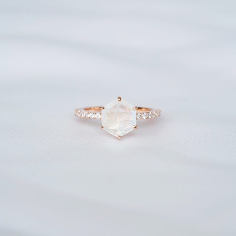 Hexagone Moonstone Ring for Women - Image 2