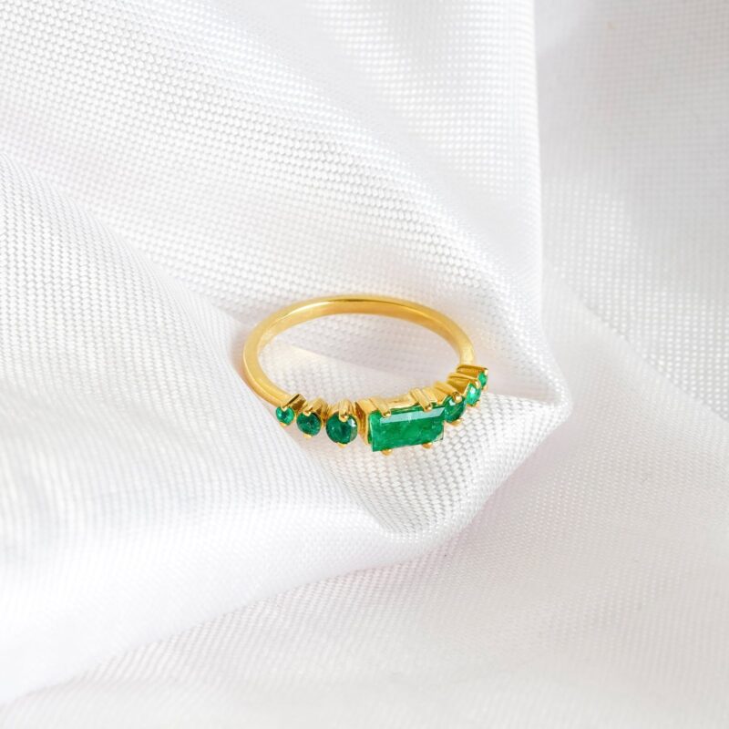Emerald Wedding Band For Women - Image 3