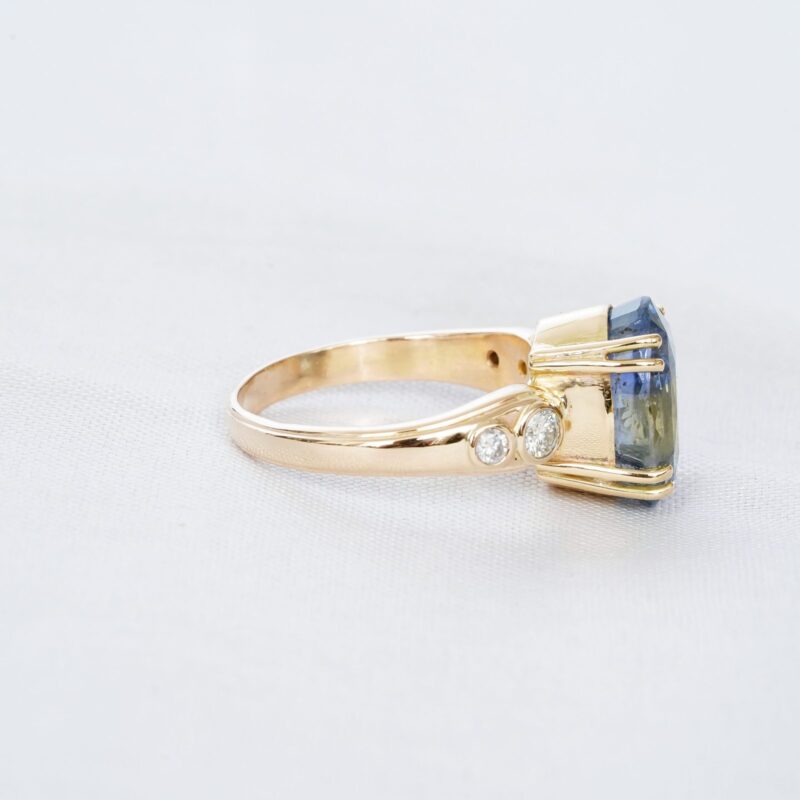 Oval Blue Sapphire Ring for Women - Image 6