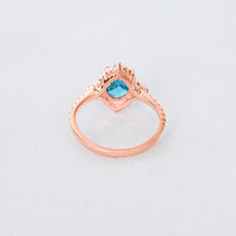 Oval Blue Topaz Ring for Women - Image 4