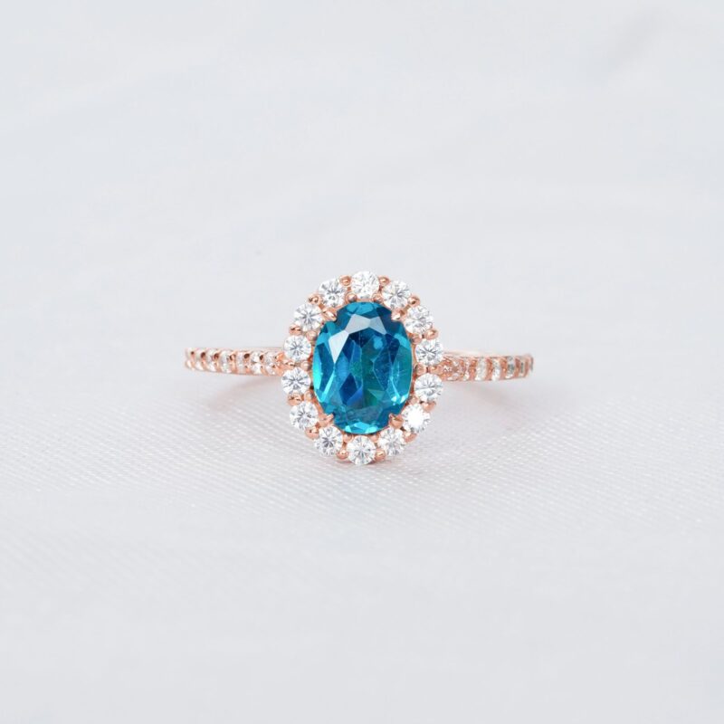 Oval Blue Topaz Ring for Women - Image 3